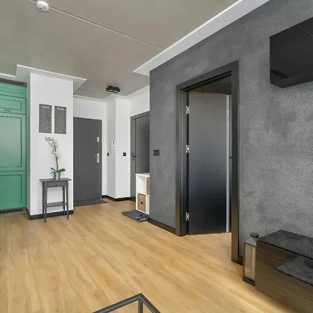 New Wagrowska With 2 Free Parking Places And Balcony In By Renters * Poznan