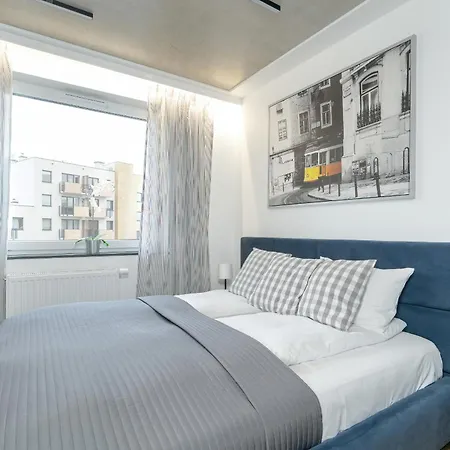 New Wagrowska With 2 Free Parking Places And Balcony In By Renters Appartement