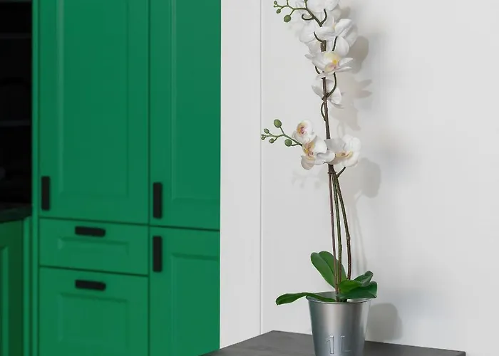 New Wagrowska With 2 Free Parking Places And Balcony In By Renters 公寓